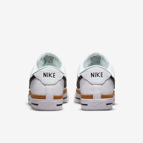 NIKE COURT TENNIS SHOES SIZE 8.5 - Picture 3 of 3